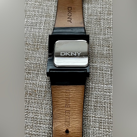 DKNY watch. Black and gold colour block. Dress up or down. - Picture 4 of 4